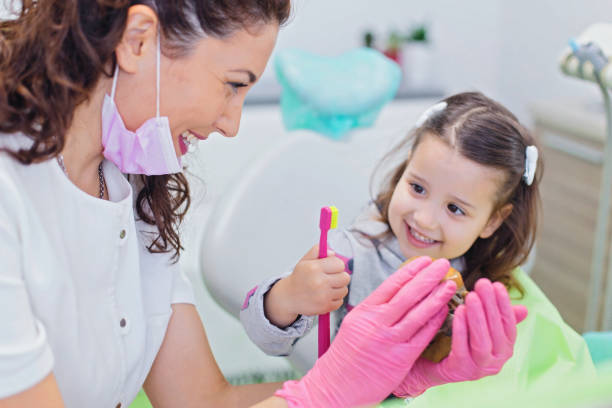 Best Tooth Extraction  in Delshire, OH